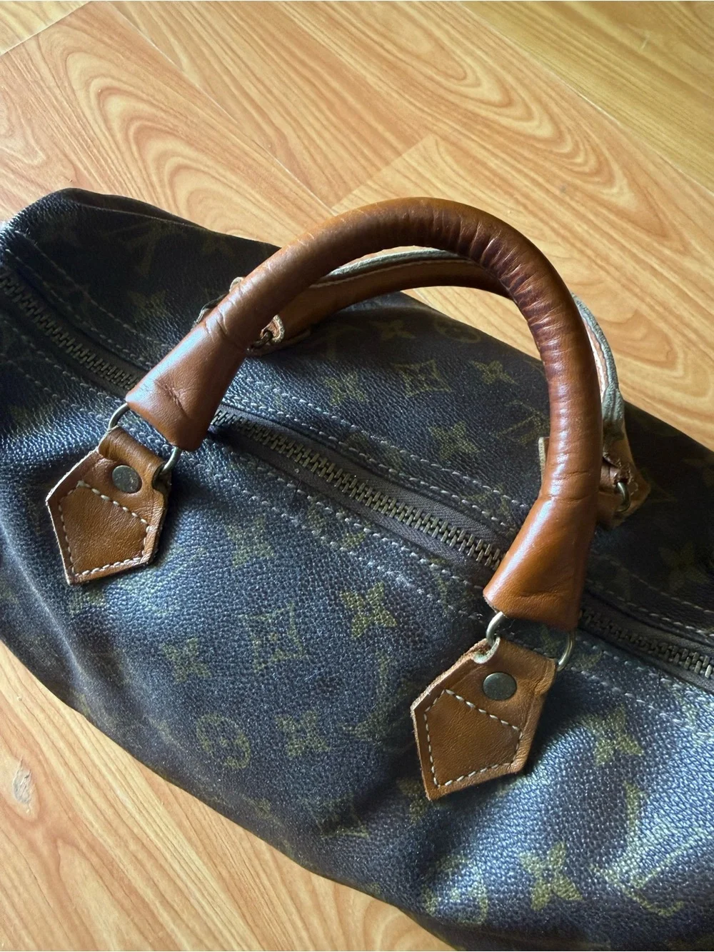 Authentic Vintage Louis Vuitton Brown Monogram Speedy Bag